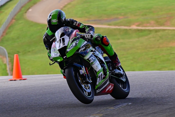 EBC Motul KYT Pirelli