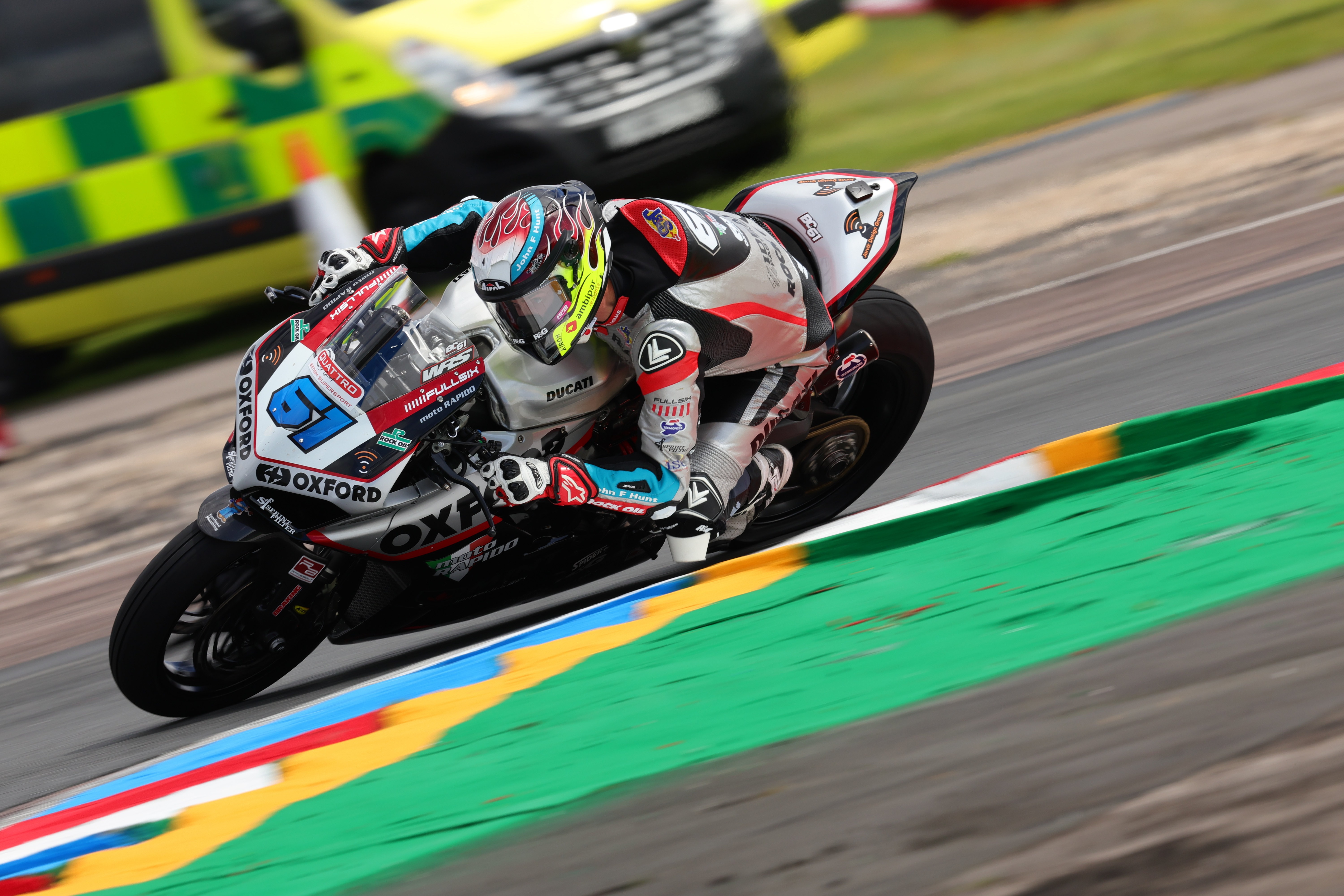 R07 Thruxton 12 08 23 SS 11434